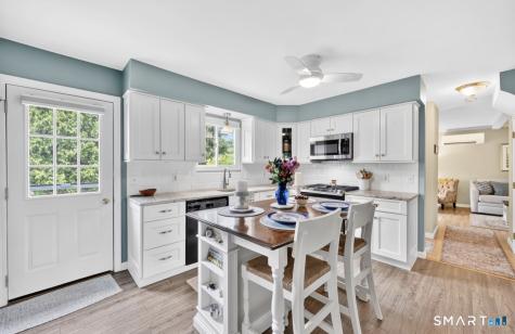 23 Brentwood Court Middletown CT 06457
