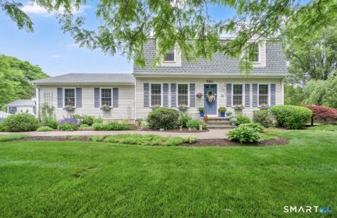 23 Brentwood Court Middletown CT 06457
