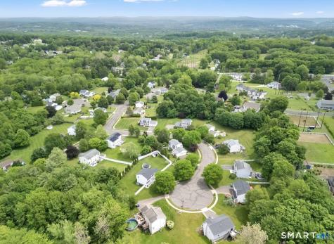 23 Brentwood Court Middletown CT 06457