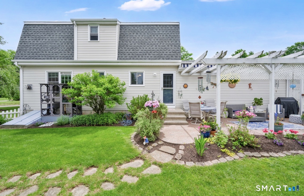 23 Brentwood Court Middletown CT 06457