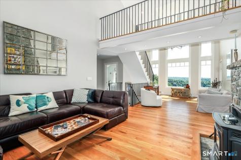 17 Keplers Way New Fairfield CT 06812