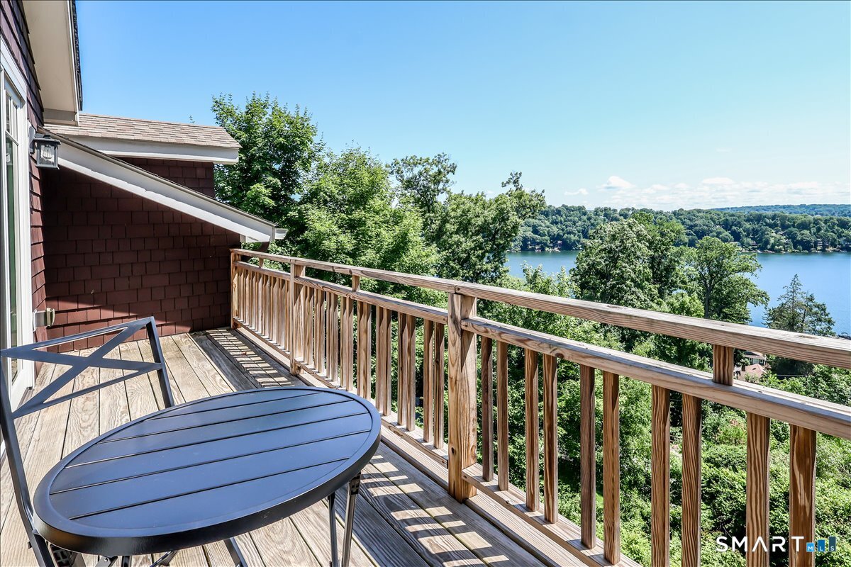 17 Keplers Way New Fairfield CT 06812