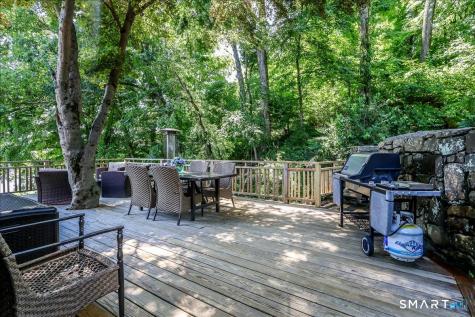 17 Keplers Way New Fairfield CT 06812