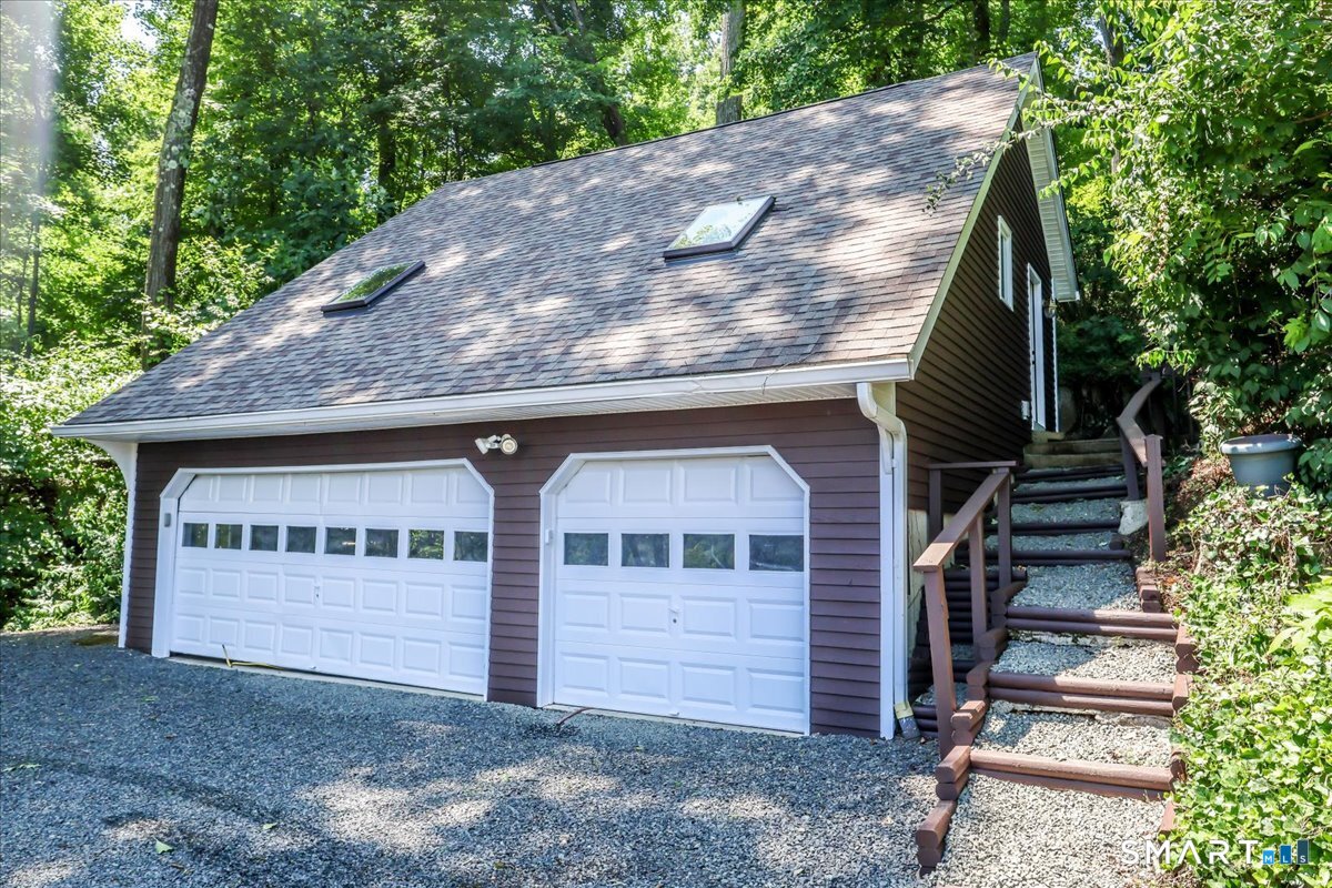 17 Keplers Way New Fairfield CT 06812