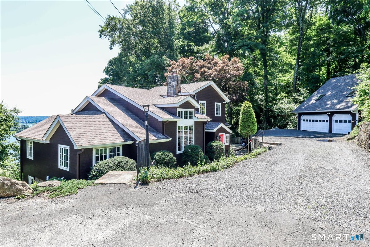 17 Keplers Way New Fairfield CT 06812