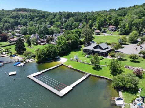 17 Keplers Way New Fairfield CT 06812