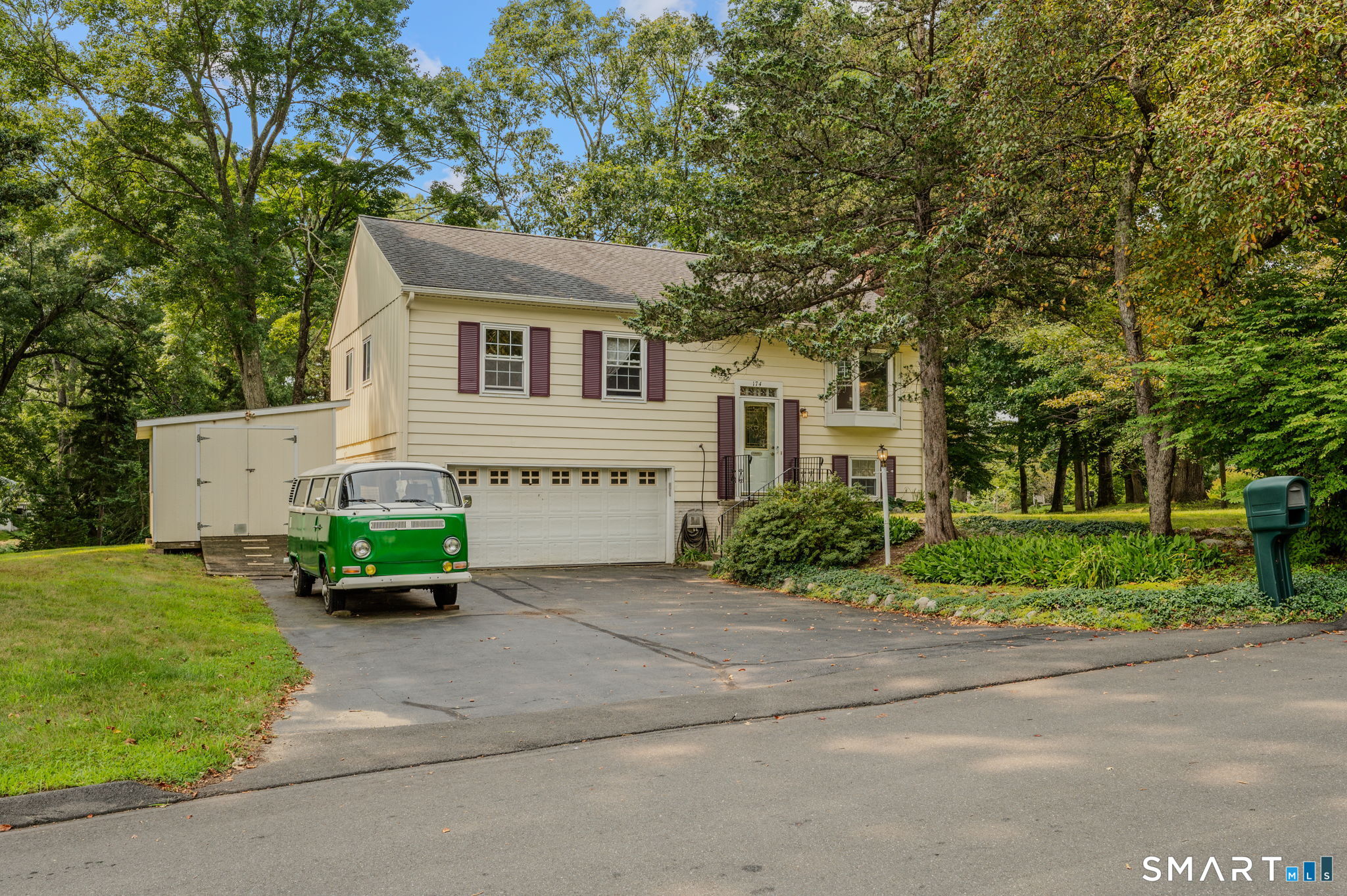 174 Glenwood Road Clinton CT 06413