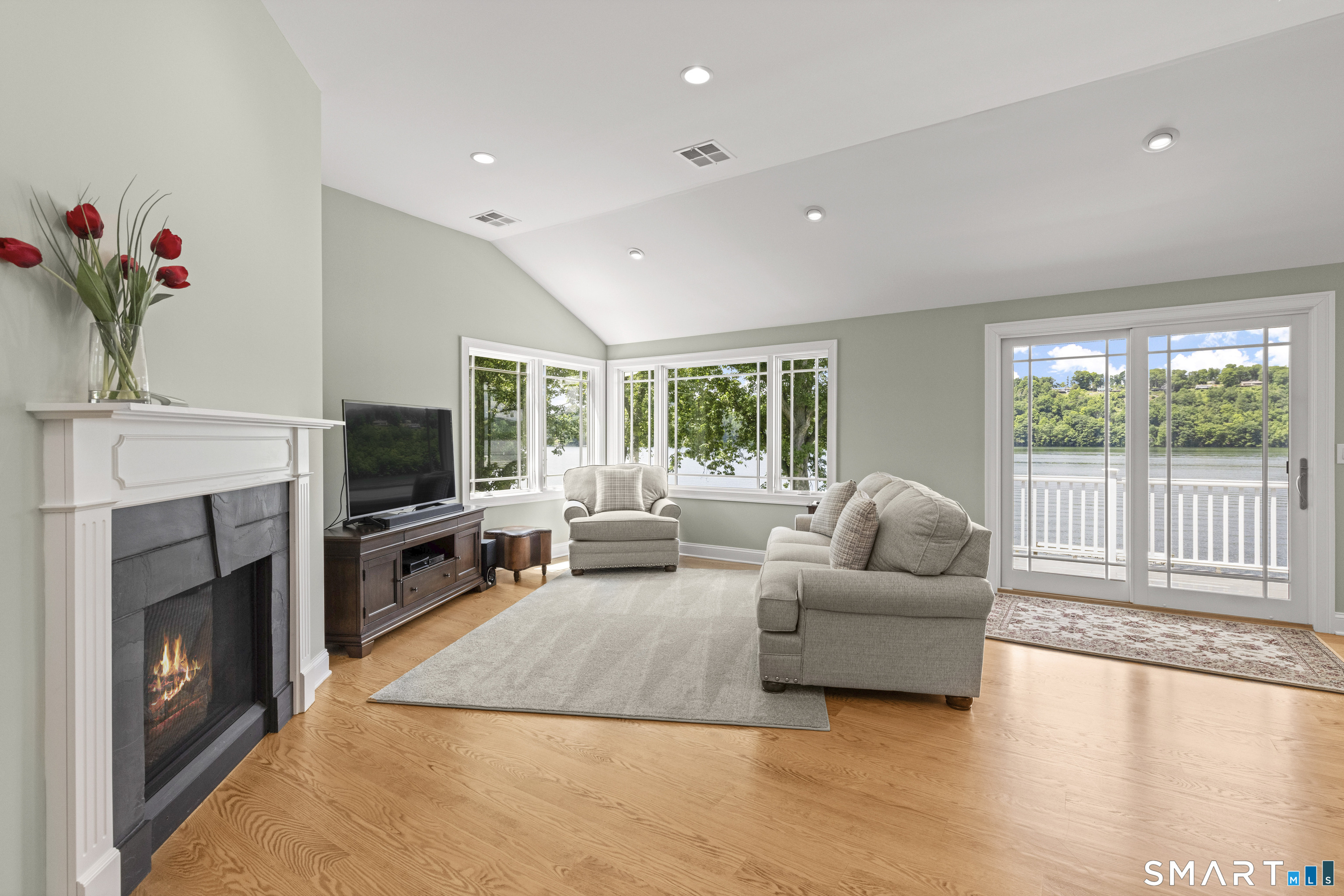 144 North Lake Shore Drive Brookfield CT 06804
