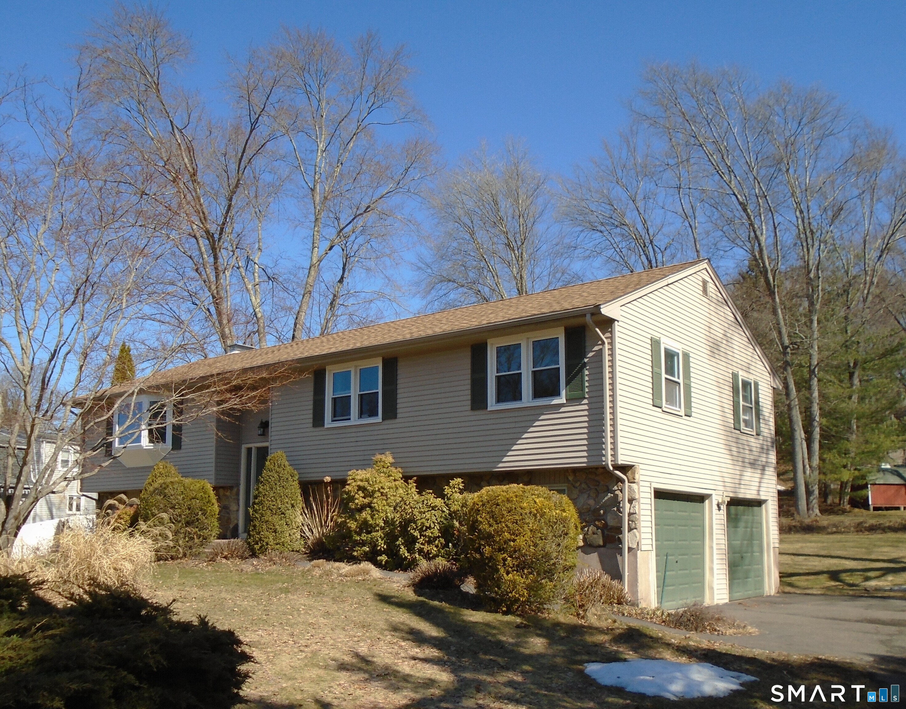 335 Grissom Road Manchester CT 06042