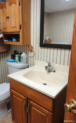 335 Grissom Road Manchester CT 06042