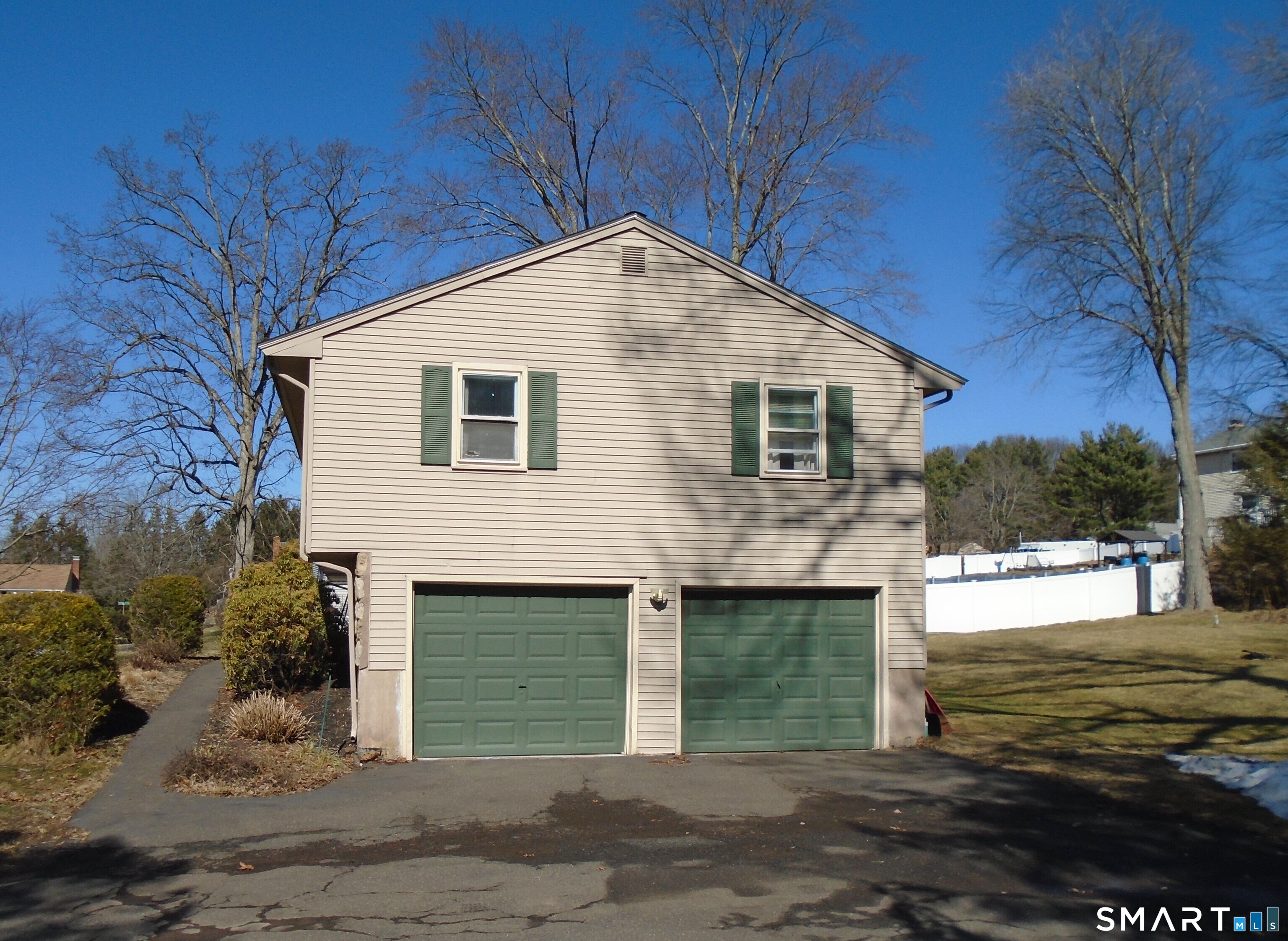 335 Grissom Road Manchester CT 06042