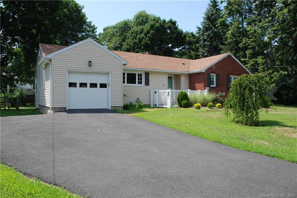 35 Brookmoor Road West Hartford CT 06107