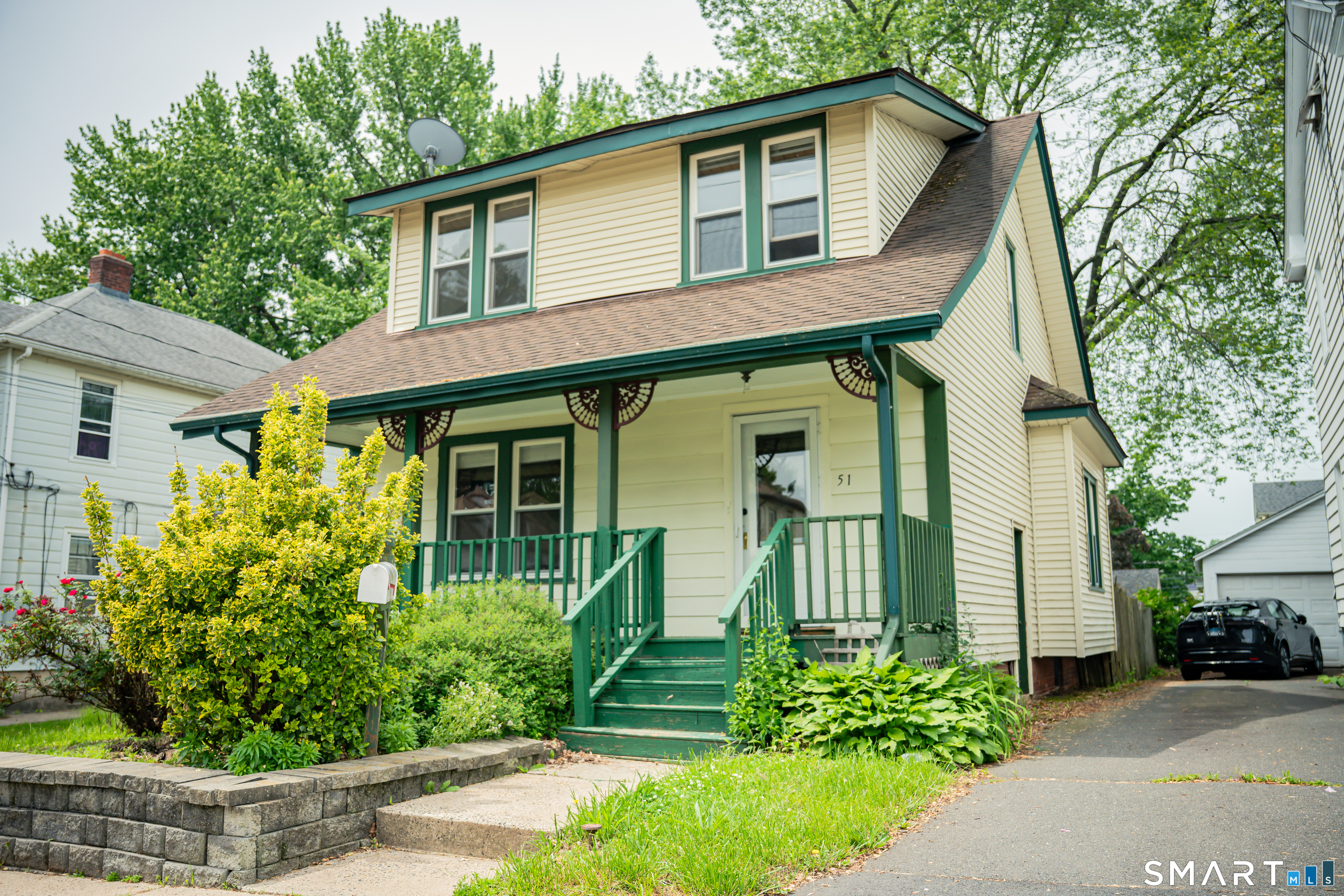 51 Nesbit Avenue West Hartford CT 06119