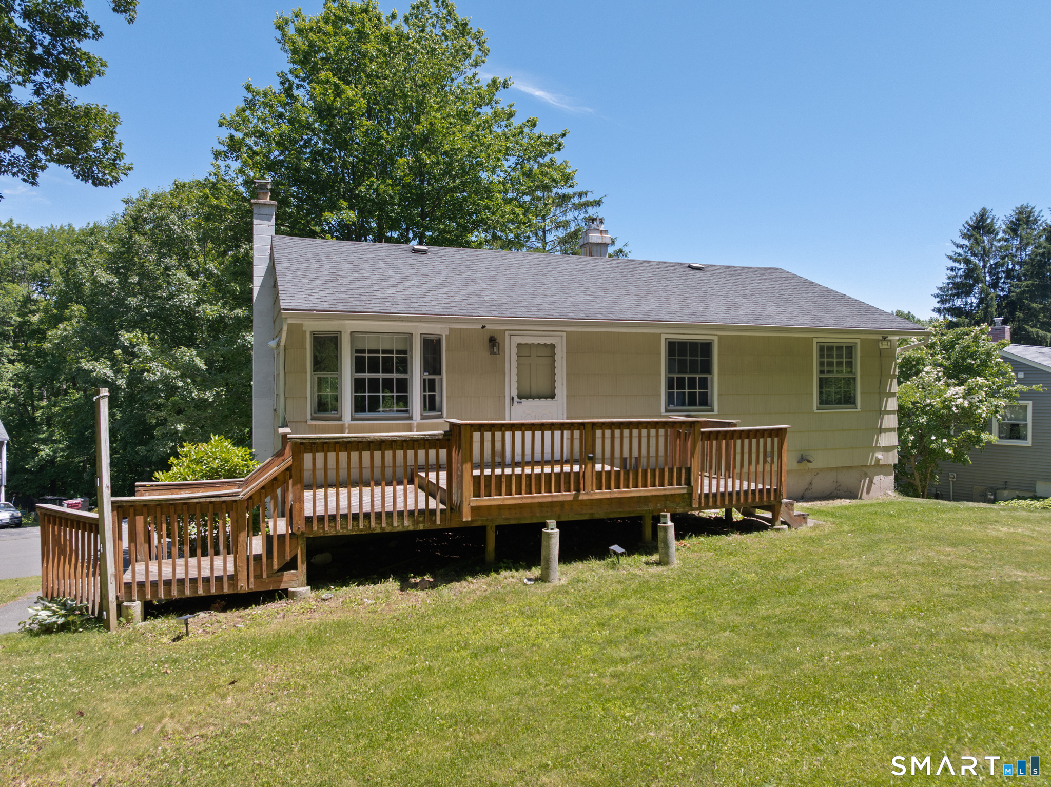 116 Evening Star Drive Naugatuck CT 06770