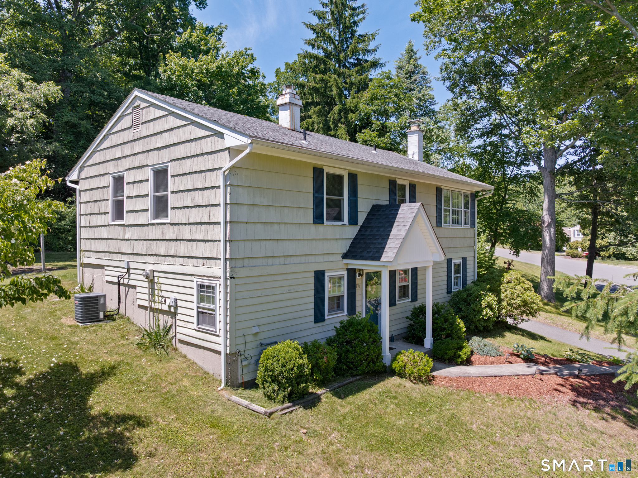 116 Evening Star Drive Naugatuck CT 06770