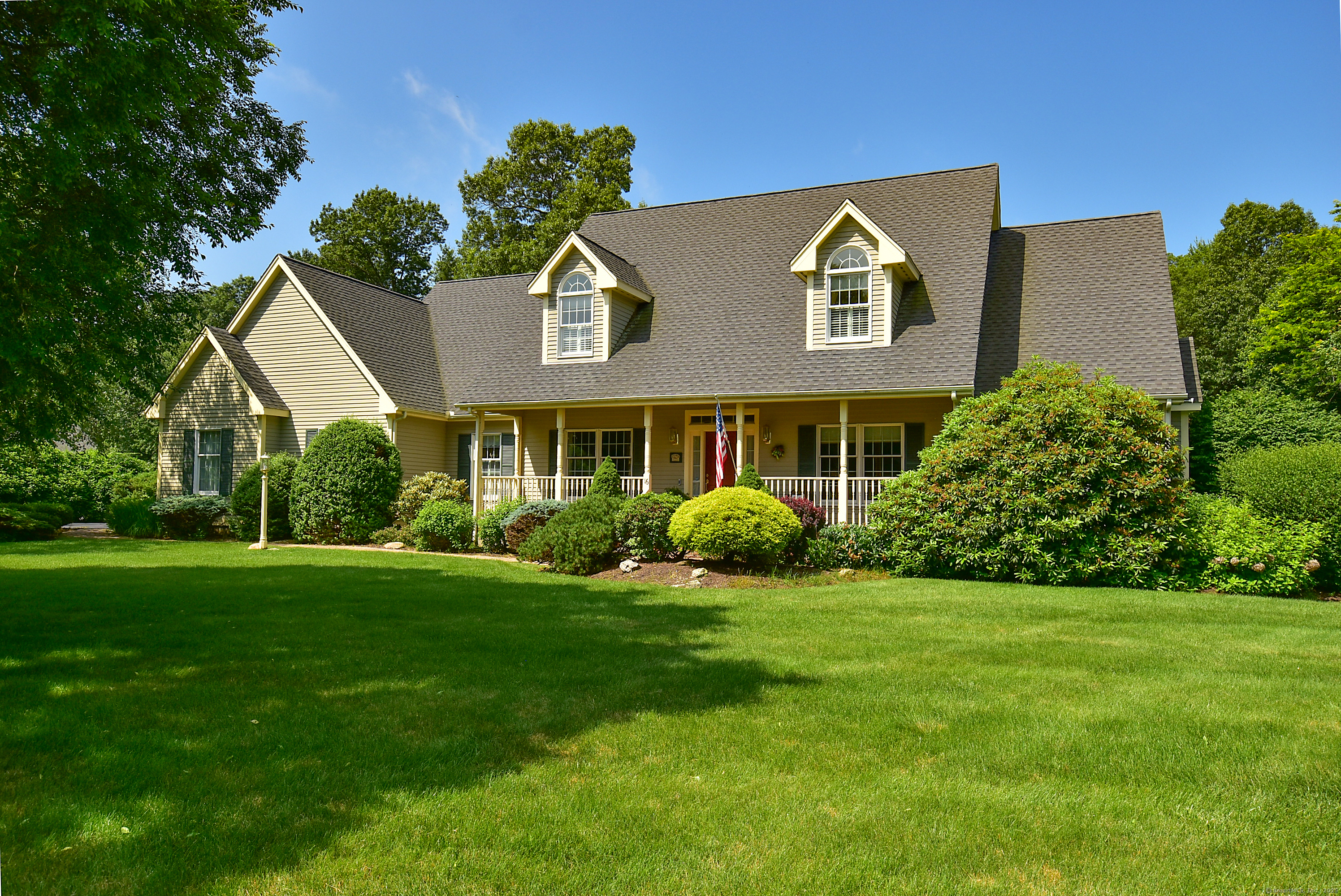 16 Brookfield Drive Ellington CT 06029
