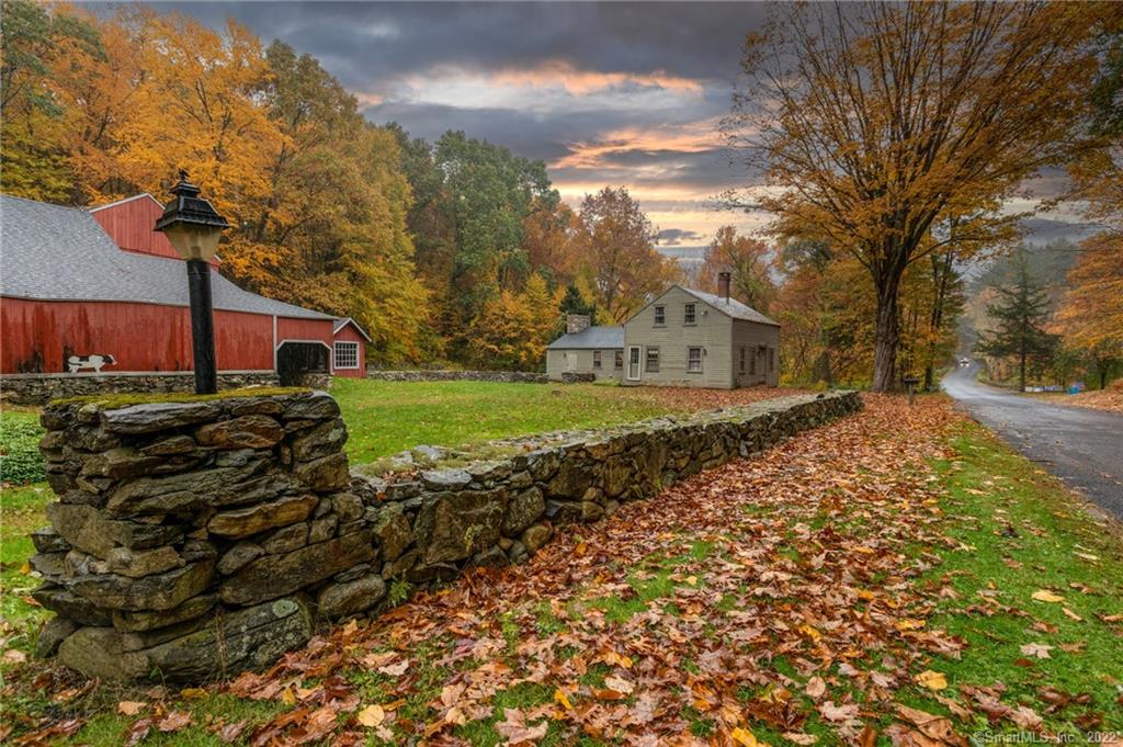 27 Cat Swamp Road Woodbury CT 06798