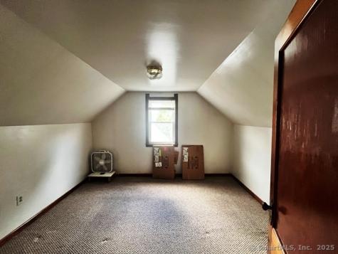 142 Palm Street Bridgeport CT 06610