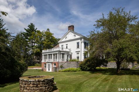 16-18 Laurel Way Norfolk CT 06098