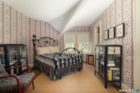 16-18 Laurel Way Norfolk CT 06098