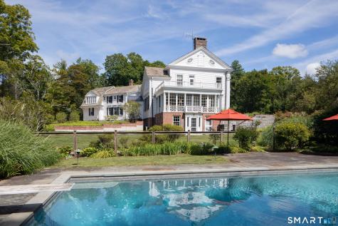16-18 Laurel Way Norfolk CT 06098