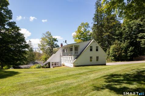 16-18 Laurel Way Norfolk CT 06098