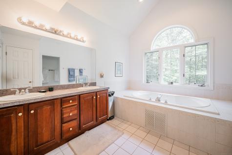 52 Quarry Lane Hamden CT 06518