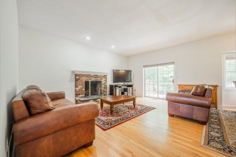 52 Quarry Lane Hamden CT 06518