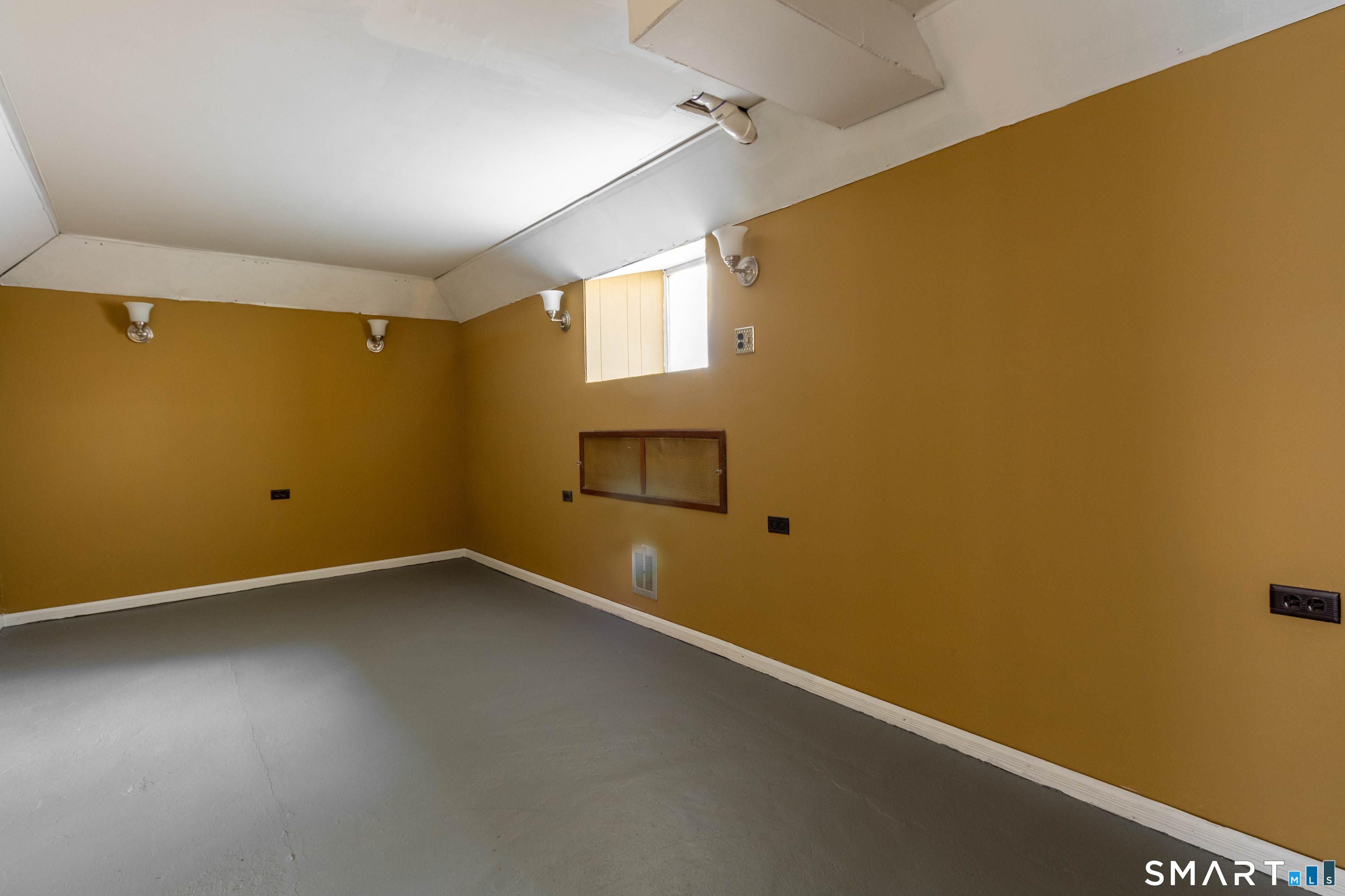 1661 Center Groton Road Ledyard CT 06339