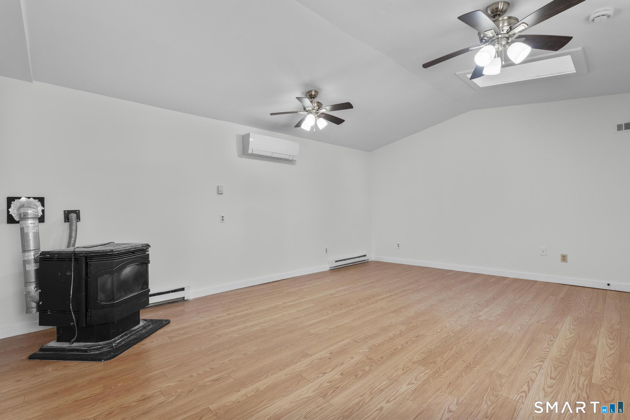 12 Garden Court Groton CT 06355