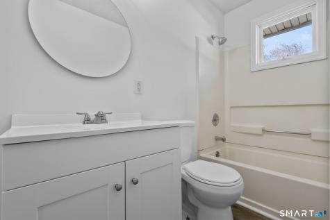 12 Garden Court Groton CT 06355