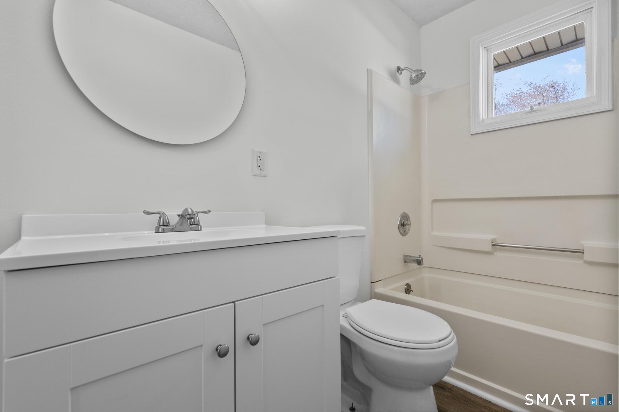 12 Garden Court Groton CT 06355