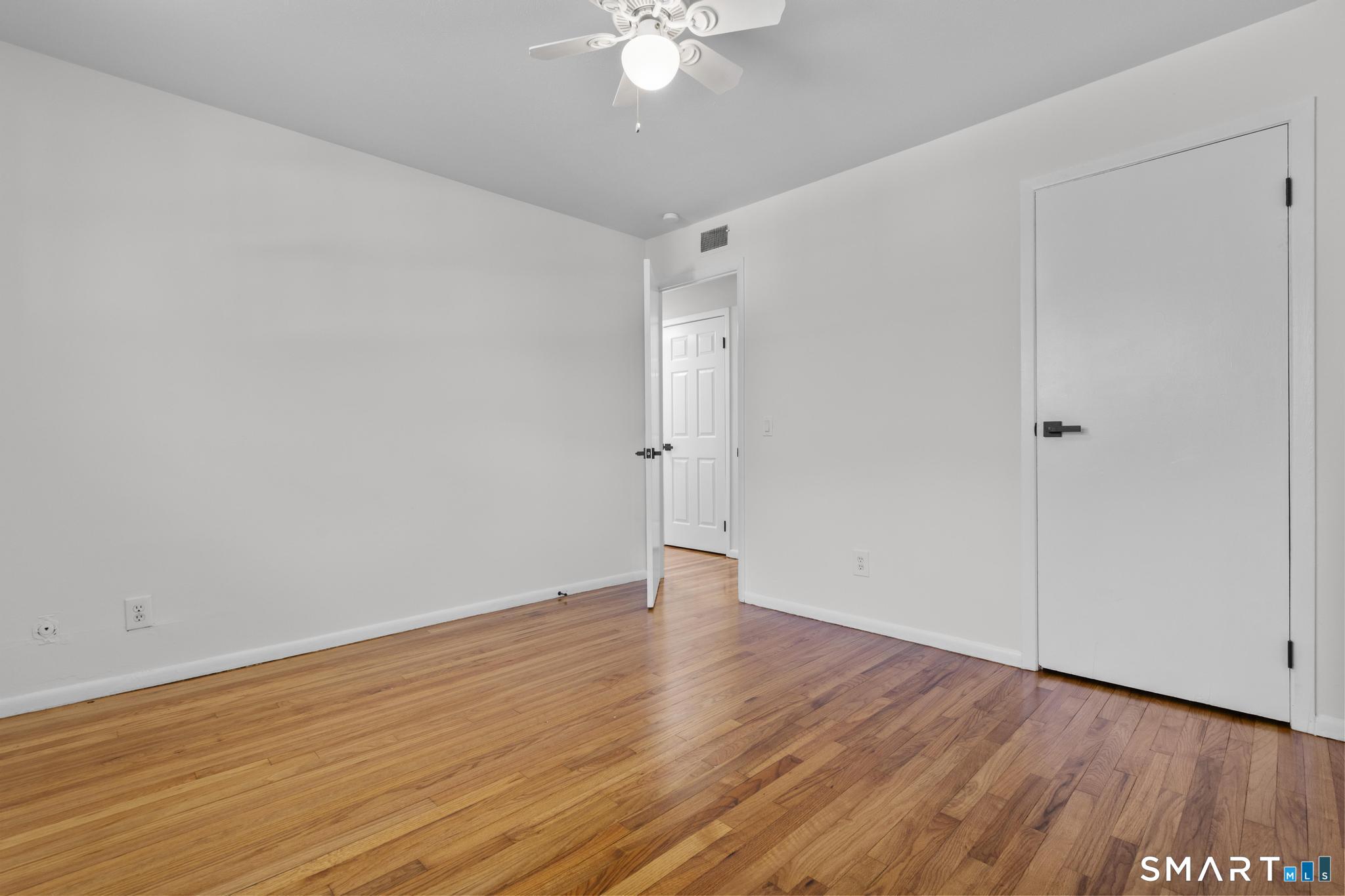 12 Garden Court Groton CT 06355