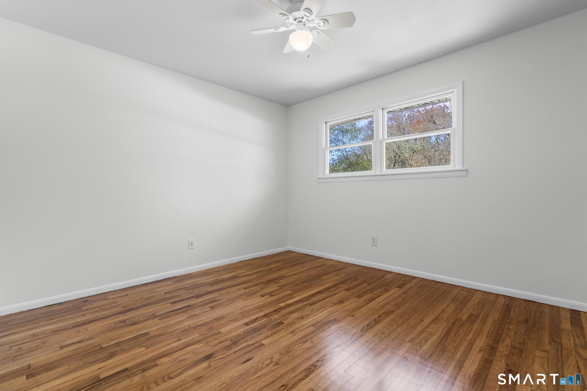 12 Garden Court Groton CT 06355