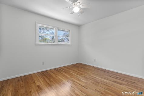 12 Garden Court Groton CT 06355