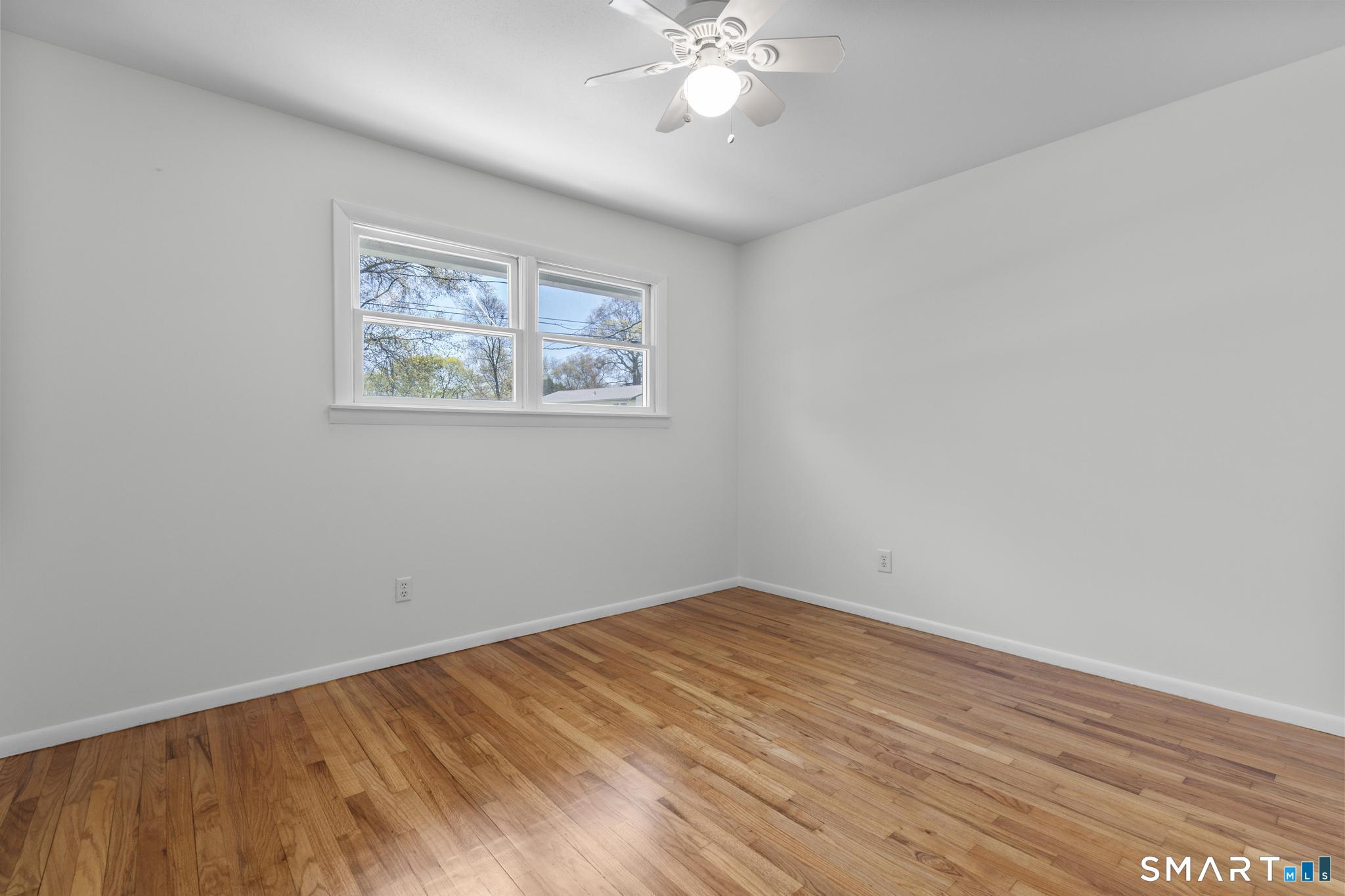 12 Garden Court Groton CT 06355
