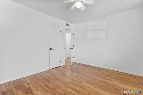 12 Garden Court Groton CT 06355
