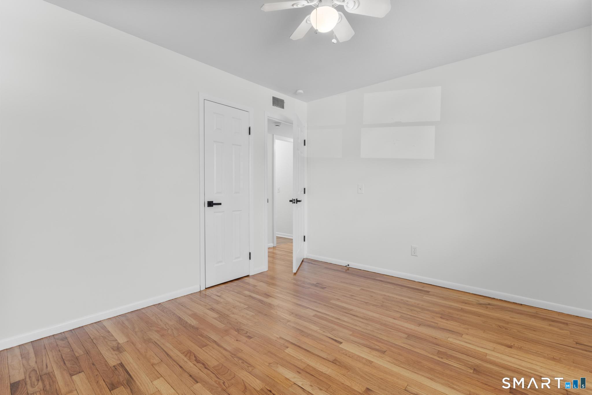 12 Garden Court Groton CT 06355