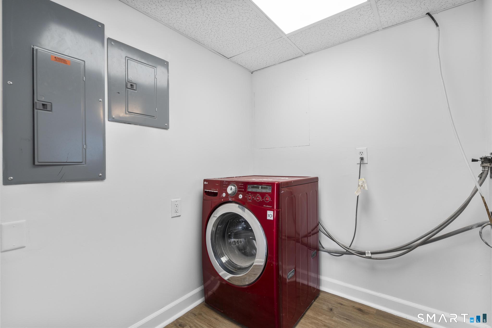12 Garden Court Groton CT 06355