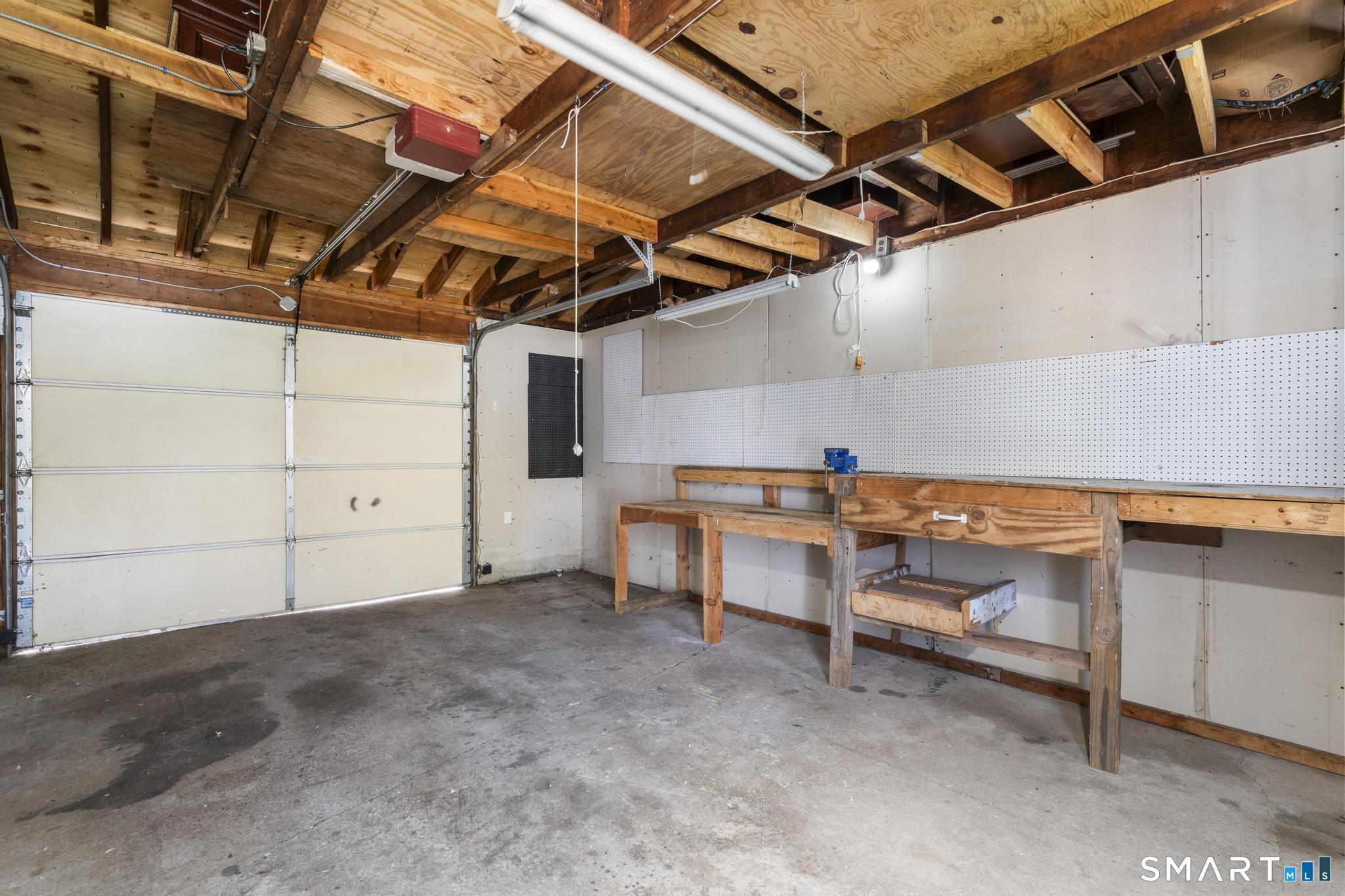 12 Garden Court Groton CT 06355