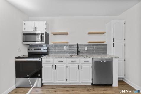 12 Garden Court Groton CT 06355