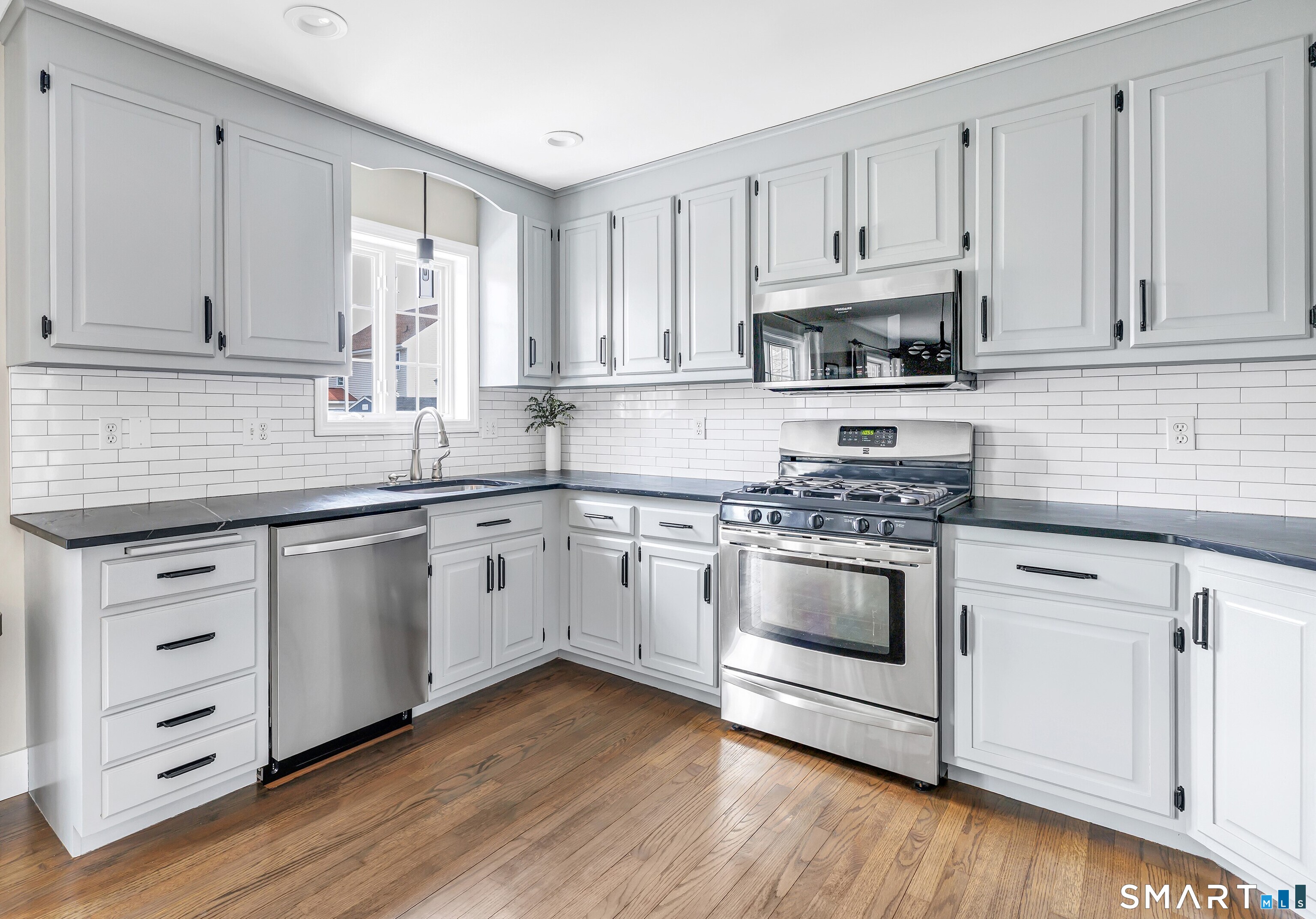 51 Roberts Street Shelton CT 06484