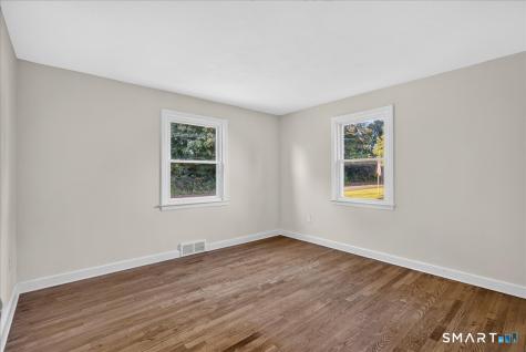 33 Northwood Place Milford CT 06461