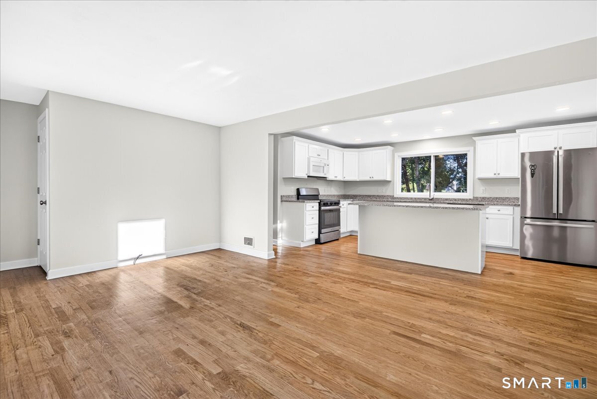 33 Northwood Place Milford CT 06461