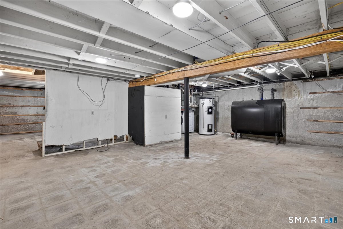 33 Northwood Place Milford CT 06461