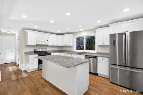 33 Northwood Place Milford CT 06461