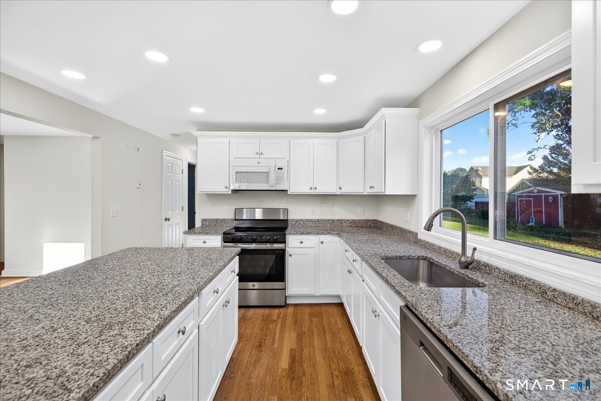 33 Northwood Place Milford CT 06461
