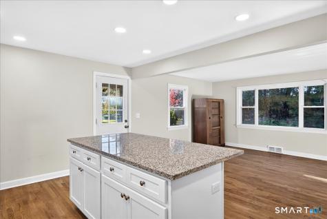 33 Northwood Place Milford CT 06461