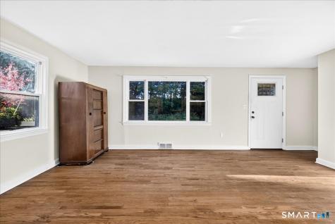 33 Northwood Place Milford CT 06461