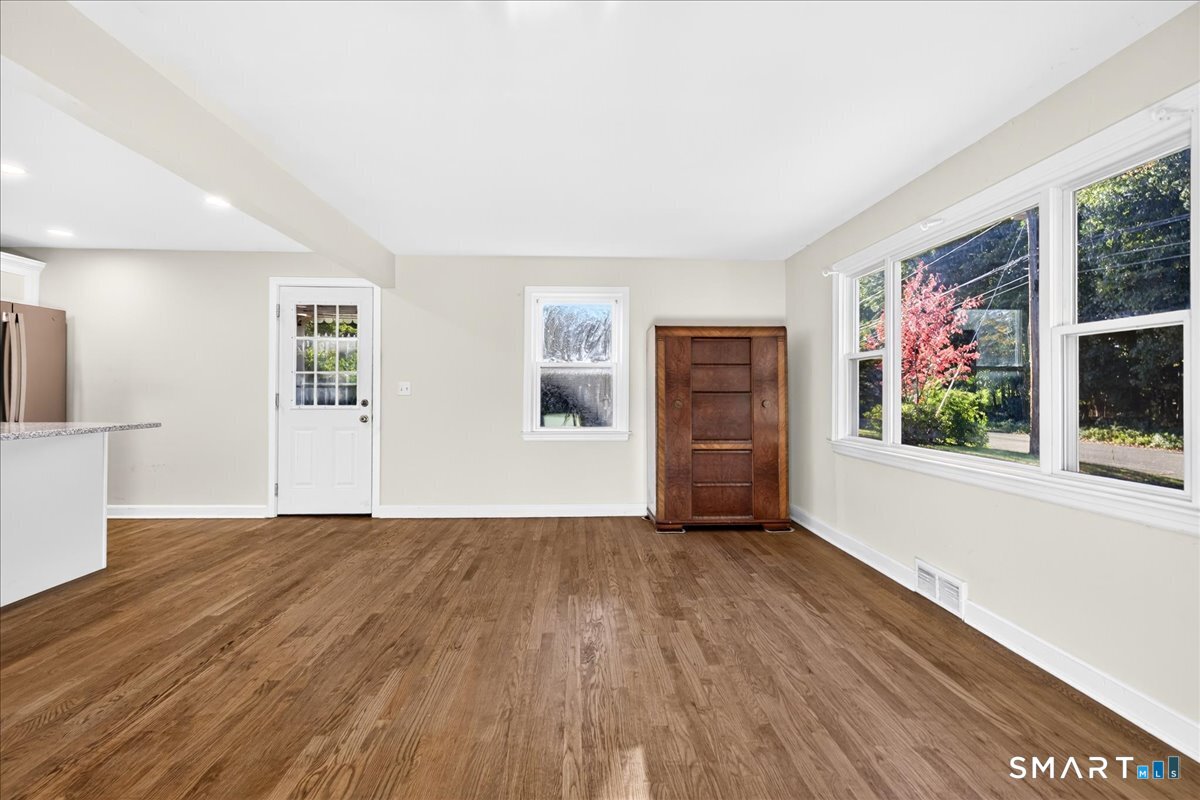 33 Northwood Place Milford CT 06461